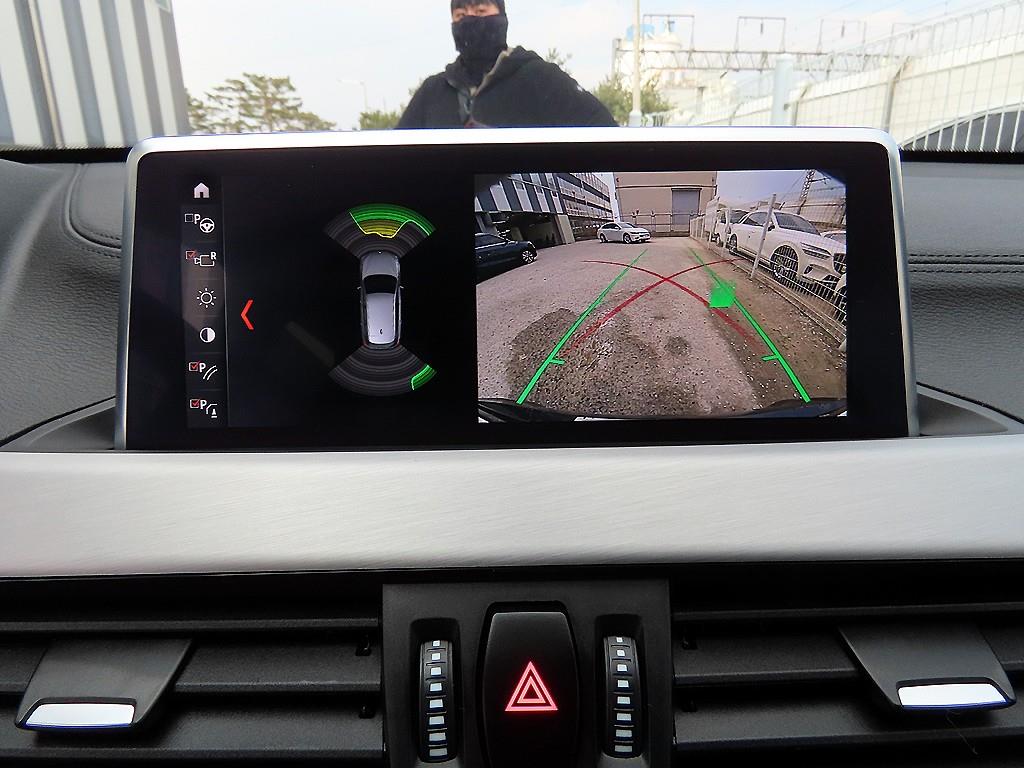 BMW X1 2022 Negro - Importación desde Corea - HF Imports Iquique - Foto 14