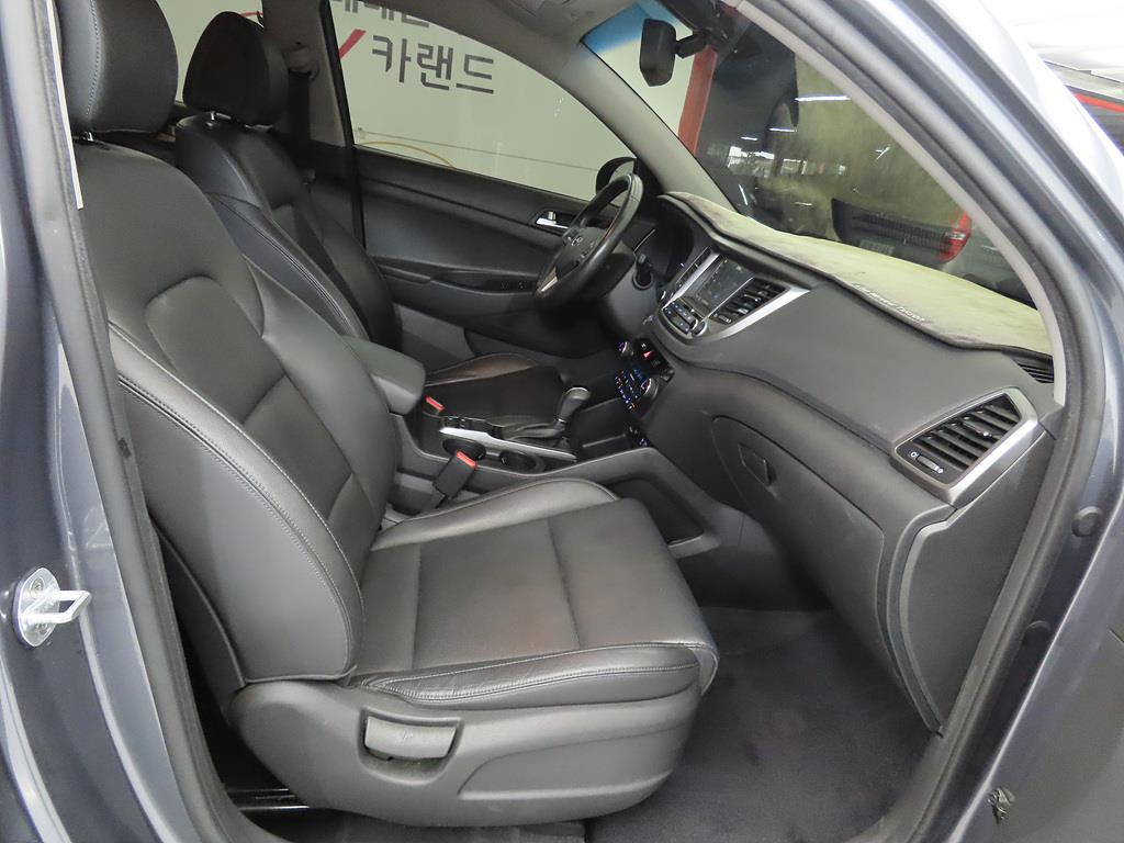 HYUNDAI Tucson - Vista 8