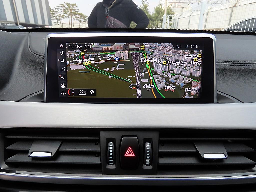 BMW X1 2022 Negro - Importación desde Corea - HF Imports Iquique - Foto 13