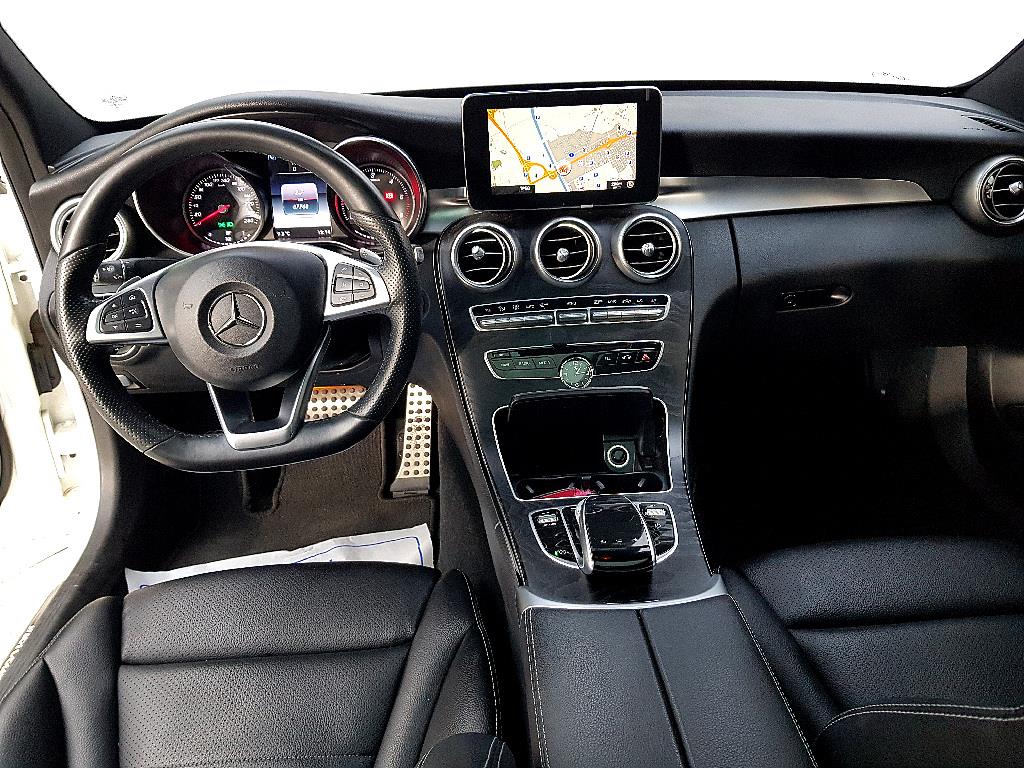 Mercedes Benz C Class - Vista 5