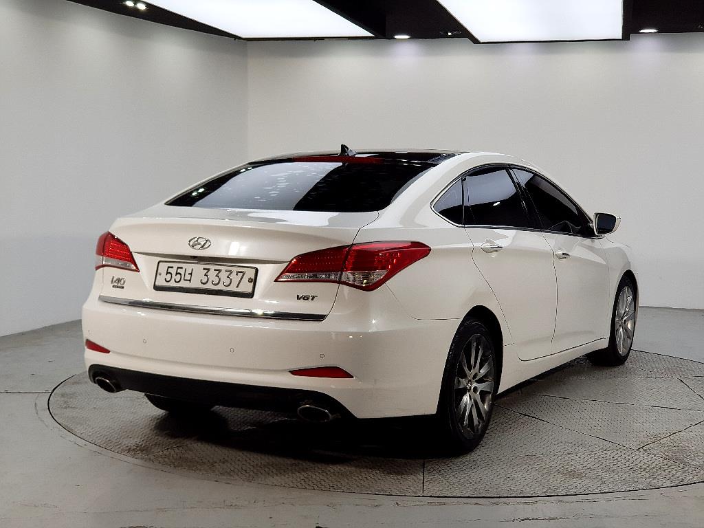 HYUNDAI i40 - Vista 4