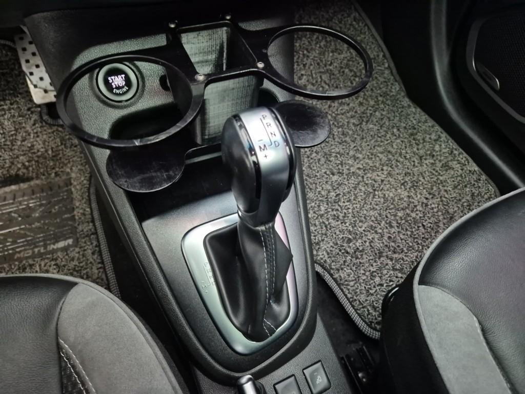 SAMSUNG QM3 - Vista 8