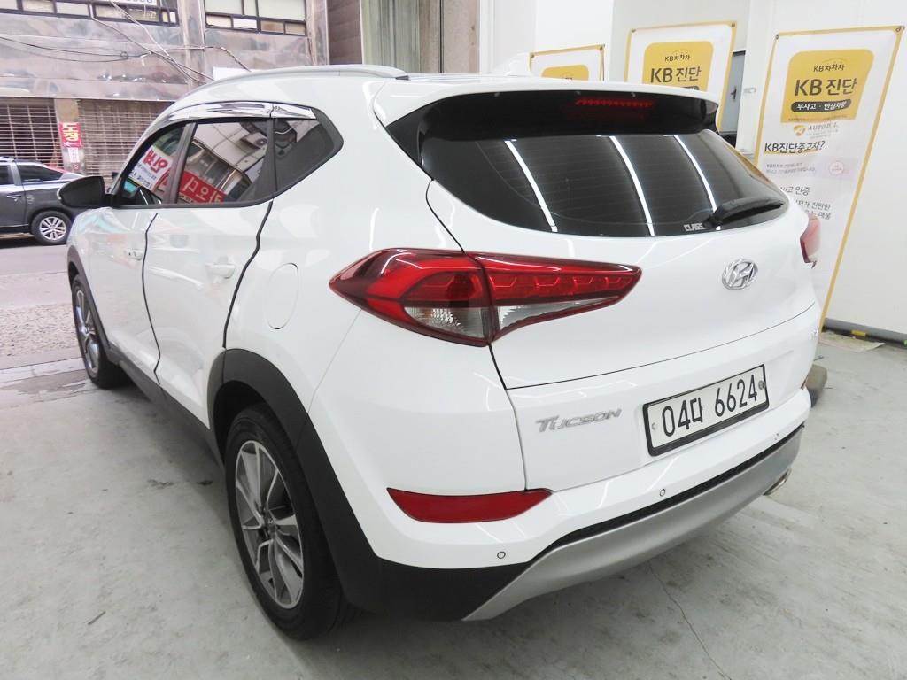 HYUNDAI Tucson - Vista 4