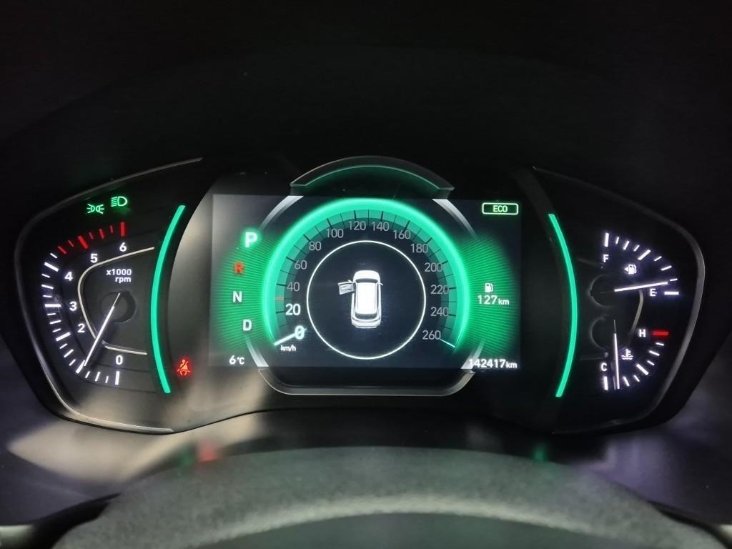 HYUNDAI Santa Fe - Vista 6
