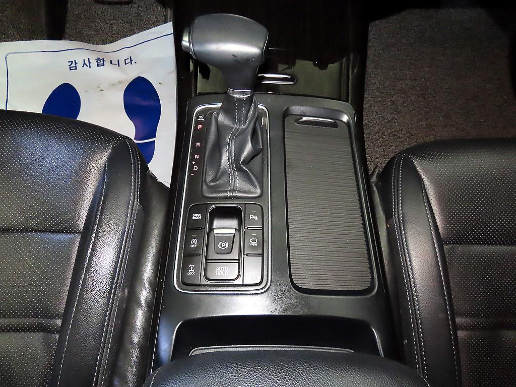 KIA Sorento - Vista 12