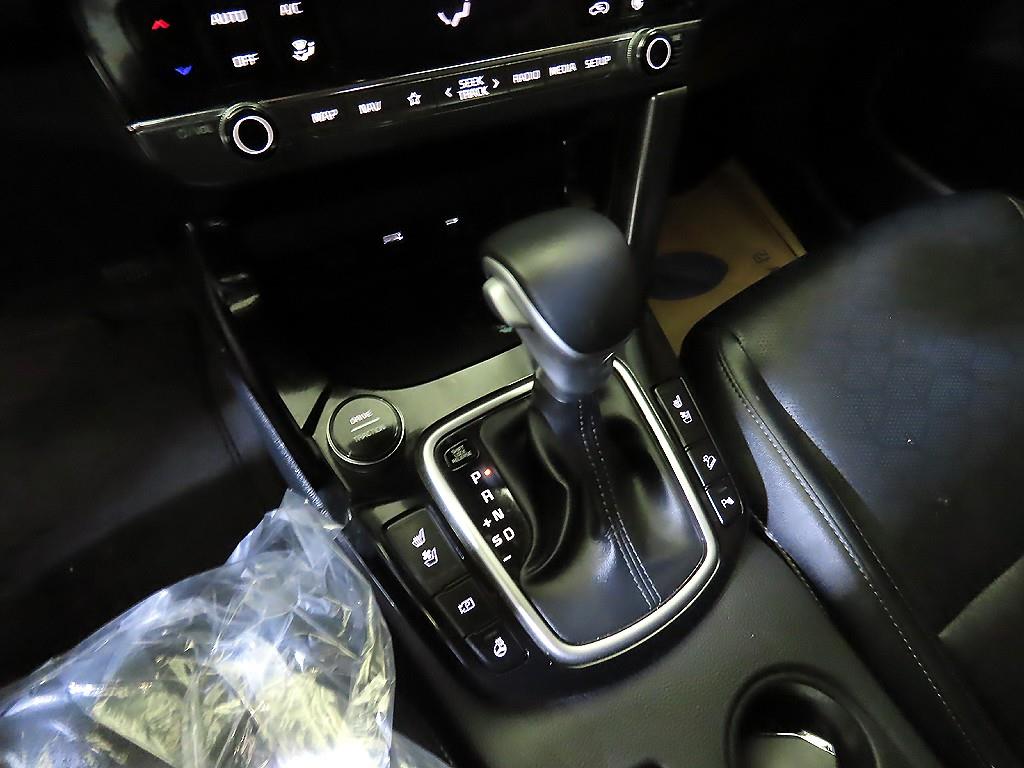 KIA Seltos - Vista 12