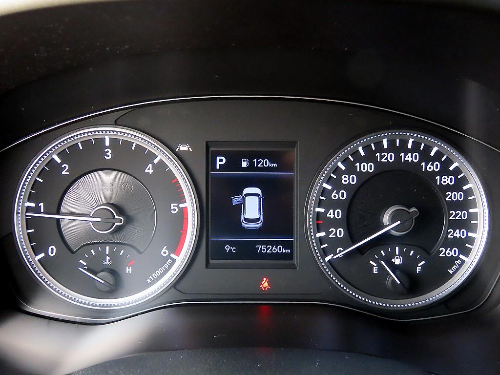 HYUNDAI Santa Fe - Vista 8