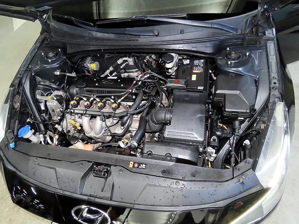 HYUNDAI Avante 2021 Negro - Importación desde Corea - HF Imports Iquique - Foto 18