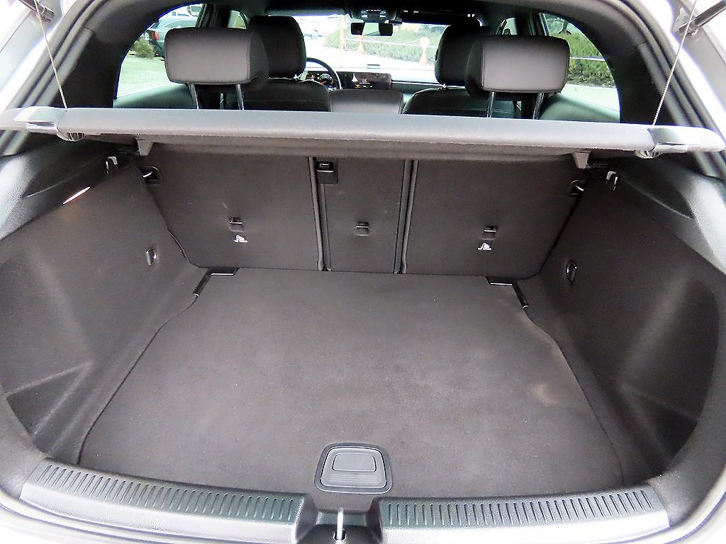 Mercedes Benz A Class 2021 Gris - Importación desde Corea - HF Imports Iquique - Foto 18