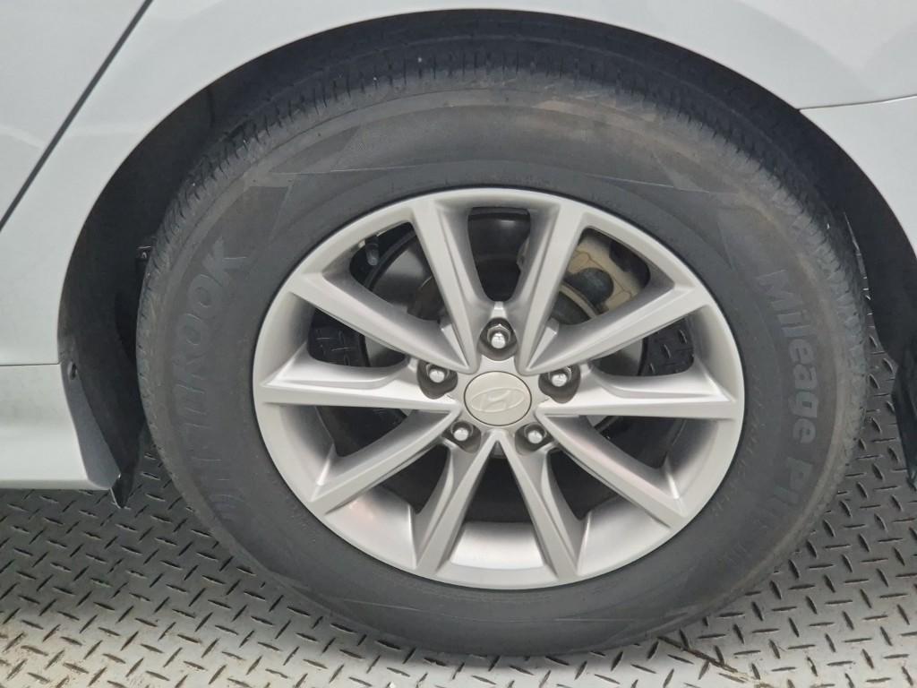 HYUNDAI Sonata 2018 Plateado - Importación desde Corea - HF Imports Iquique - Foto 20