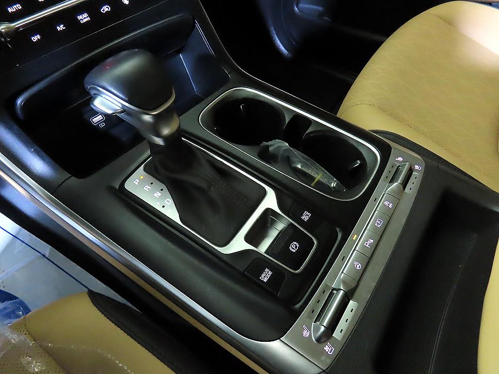 KIA Carnival 2022 - Importación desde Corea - HF Imports Iquique - Foto 13