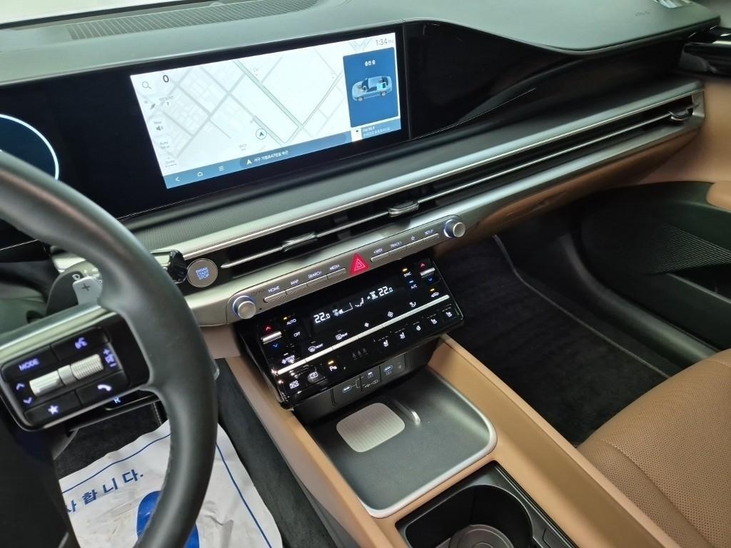 HYUNDAI Grandeur - Vista 10