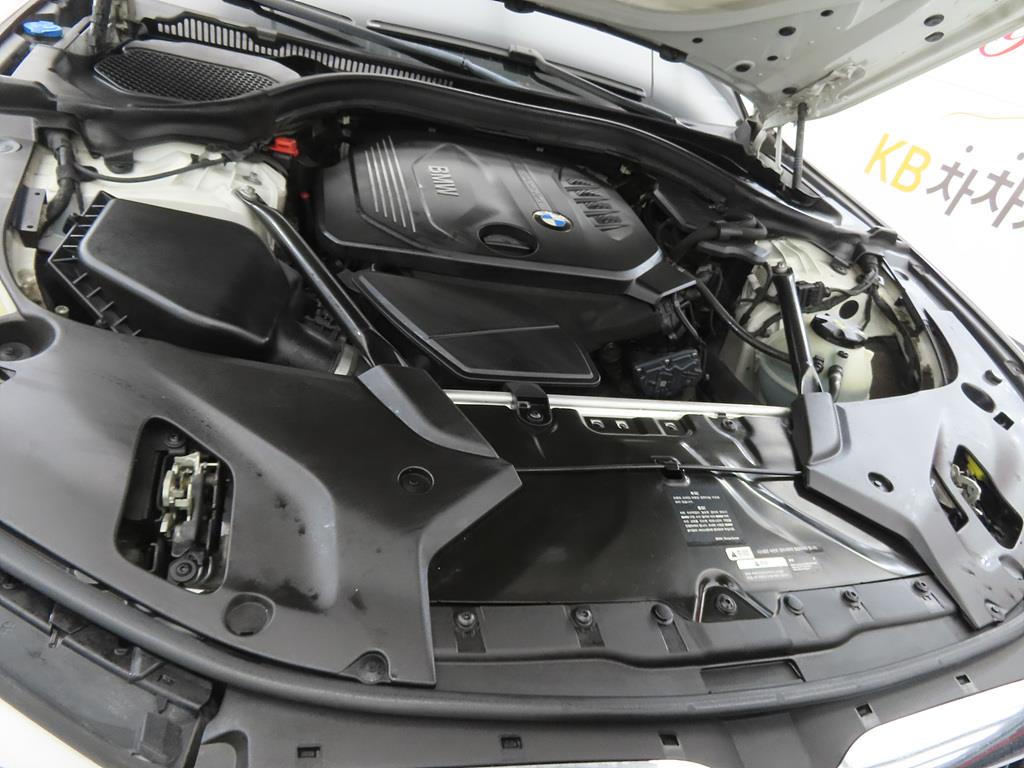 BMW 5 Series 2018 Blanco - Importación desde Corea - HF Imports Iquique - Foto 19