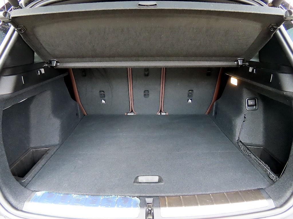 BMW X1 2022 Negro - Importación desde Corea - HF Imports Iquique - Foto 17