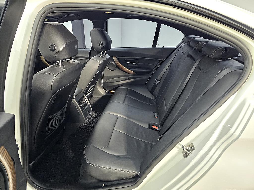 BMW 3 series - Vista 9