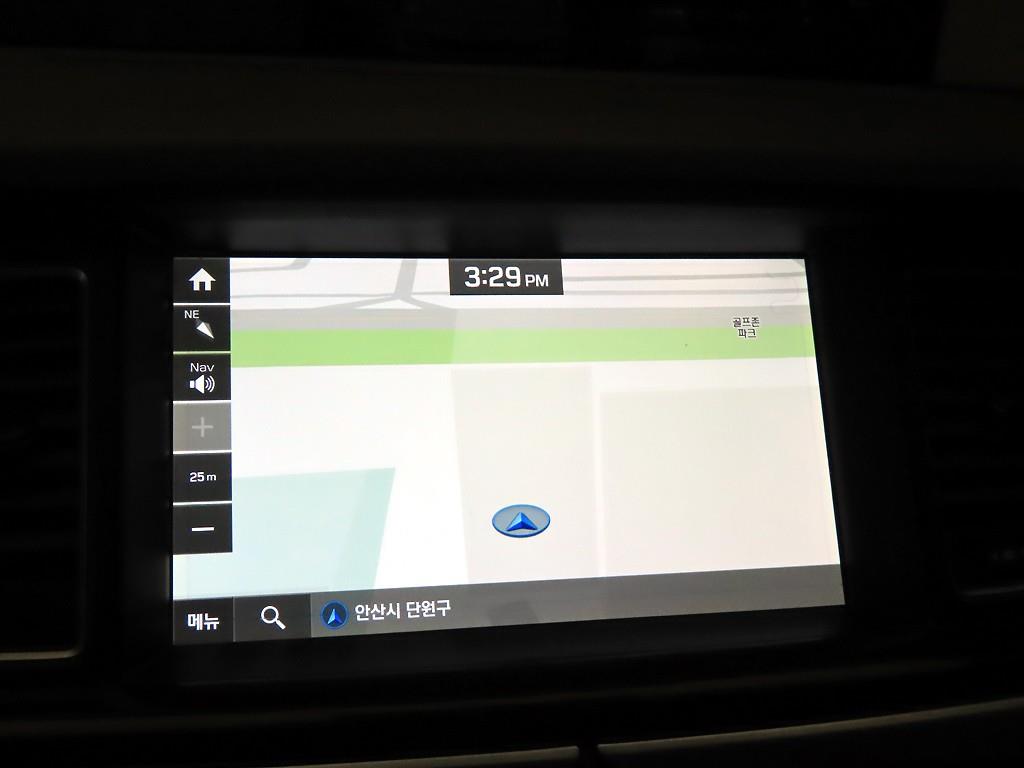 Genesis G80 - Vista 9