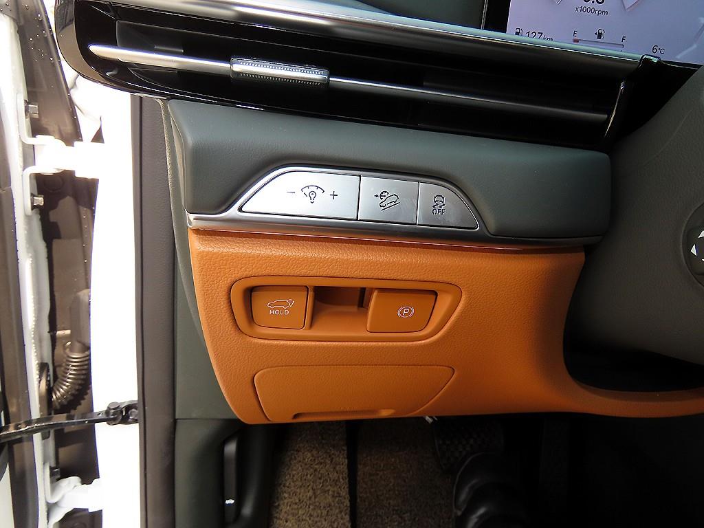 Genesis GV80 2025 Blanco - Importación desde Corea - HF Imports Iquique - Foto 13