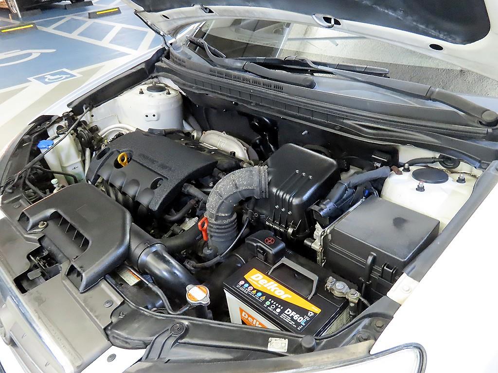 HYUNDAI Avante 2007 Blanco - Importación desde Corea - HF Imports Iquique - Foto 17