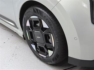 KIA Carnival - Vista 10