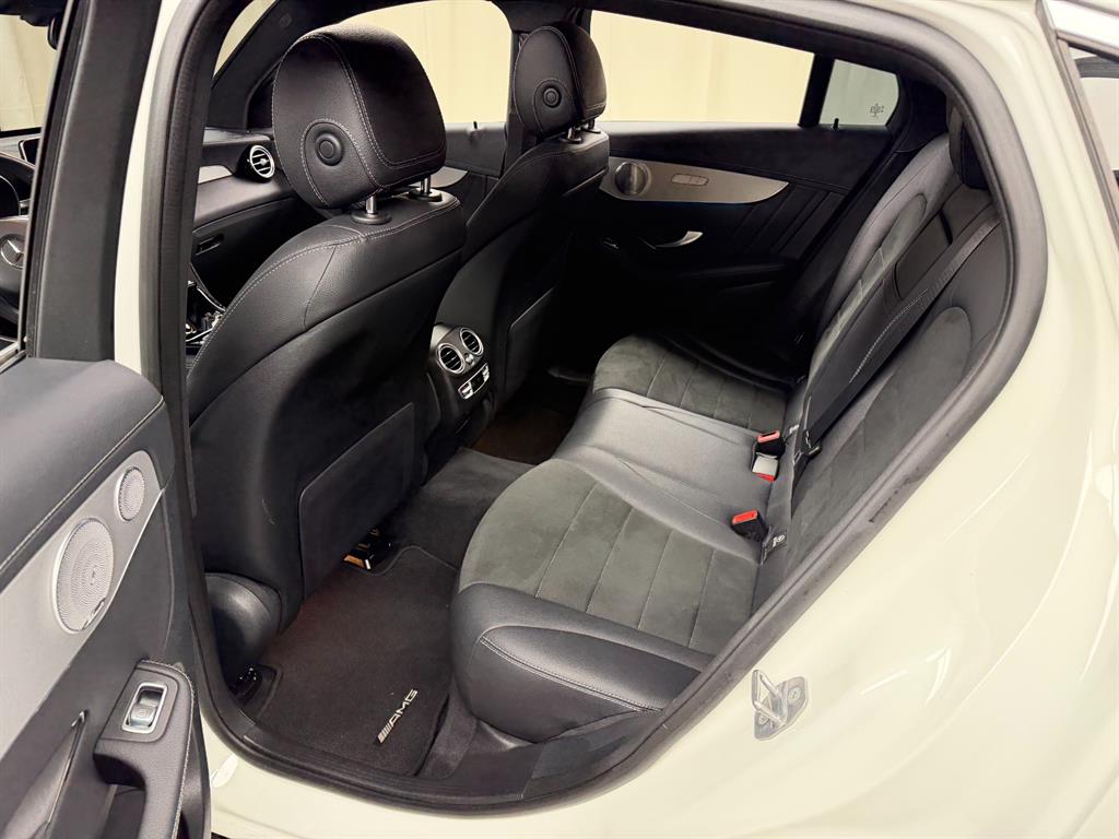 Mercedes Benz GLC Class - Vista 11