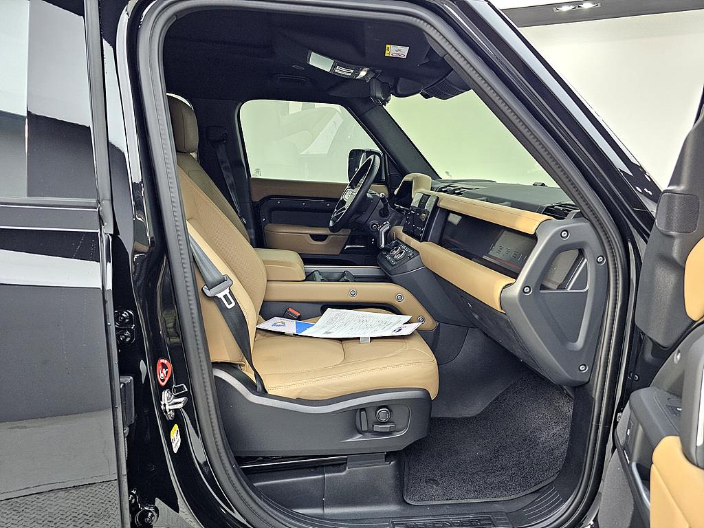 Land Rover Defender - Vista 11