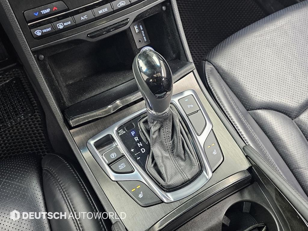 HYUNDAI Grandeur - Vista 9