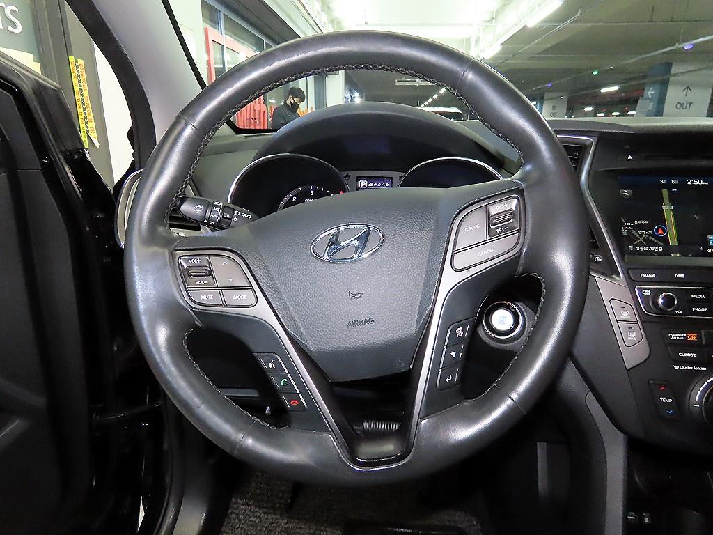 HYUNDAI Santa Fe - Vista 9