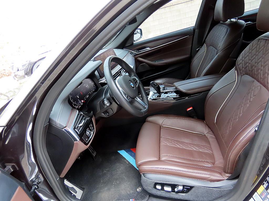 BMW 5 Series - Vista 5