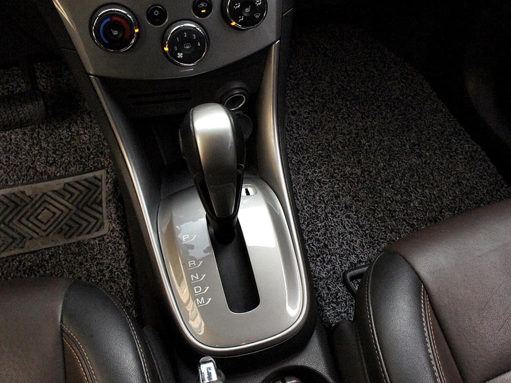 Chevrolet Trax 2016 Blanco - Importación desde Corea - HF Imports Iquique - Foto 11