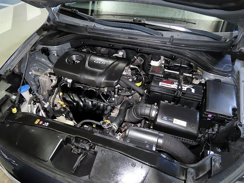 HYUNDAI Avante 2016 Gris - Importación desde Corea - HF Imports Iquique - Foto 18