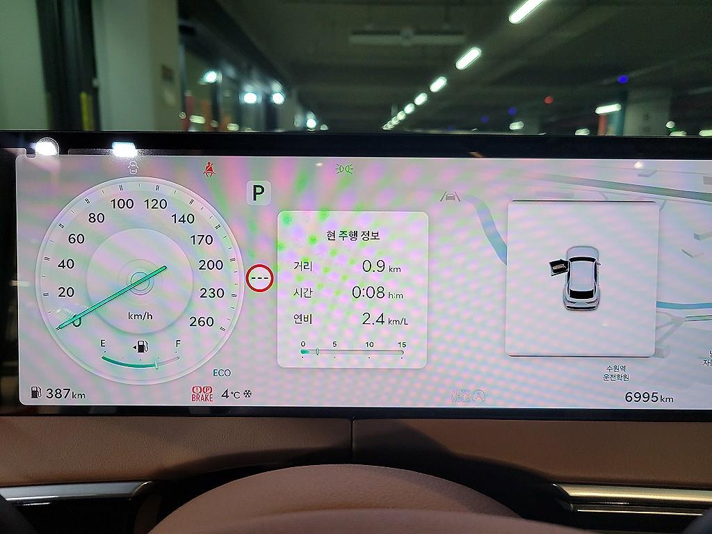 Genesis GV70 - Vista 10