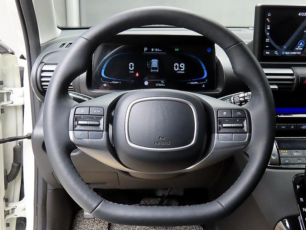 HYUNDAI Casper - Vista 9