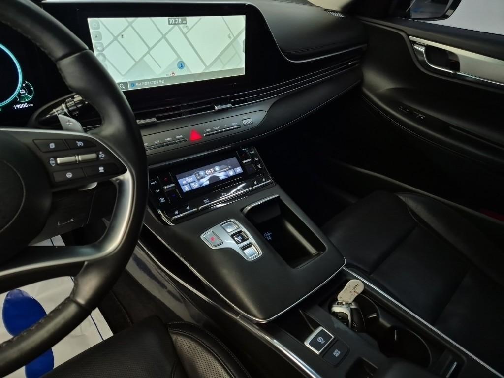 HYUNDAI Grandeur - Vista 10