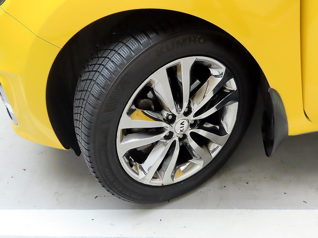 KIA Carnival 2016 Amarillo - Importación desde Corea - HF Imports Iquique - Foto 19