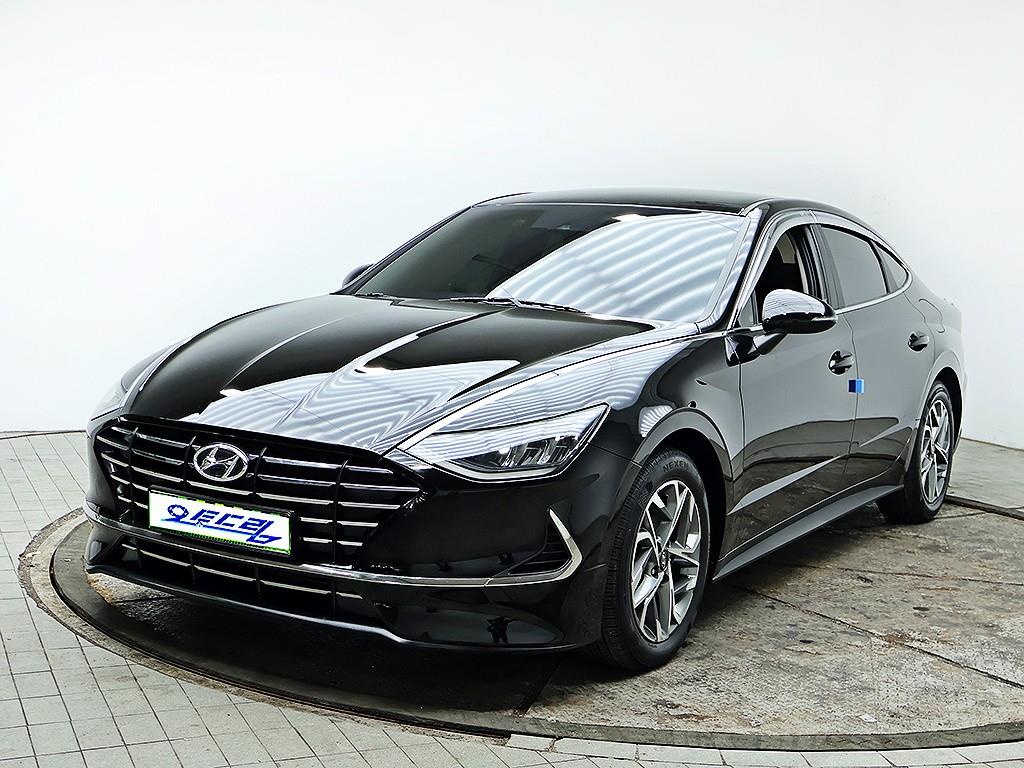 HYUNDAI Sonata - Vista 3