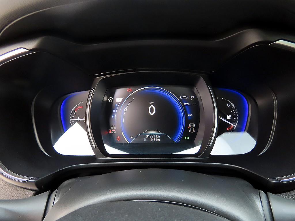 SAMSUNG QM6 - Vista 9