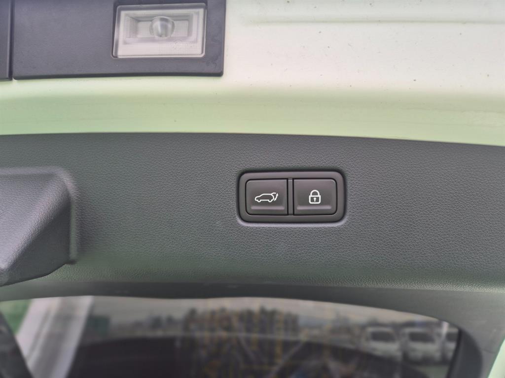 Genesis GV70 - Vista 6