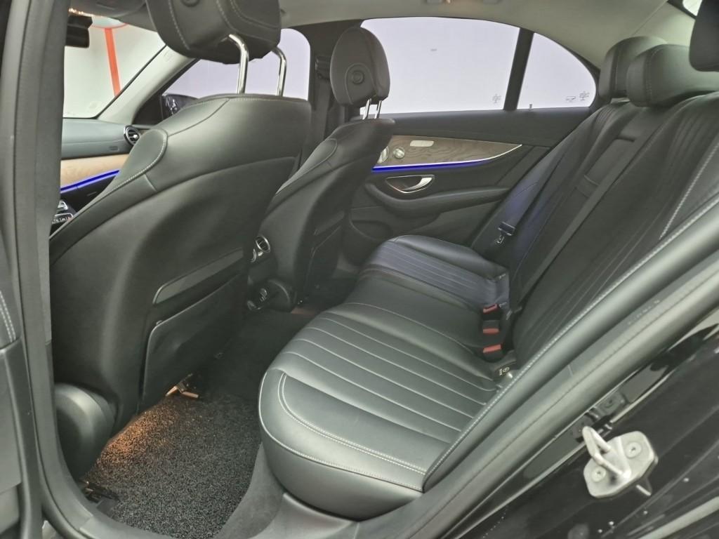 Mercedes Benz E class 2018 Negro - Importación desde Corea - HF Imports Iquique - Foto 16