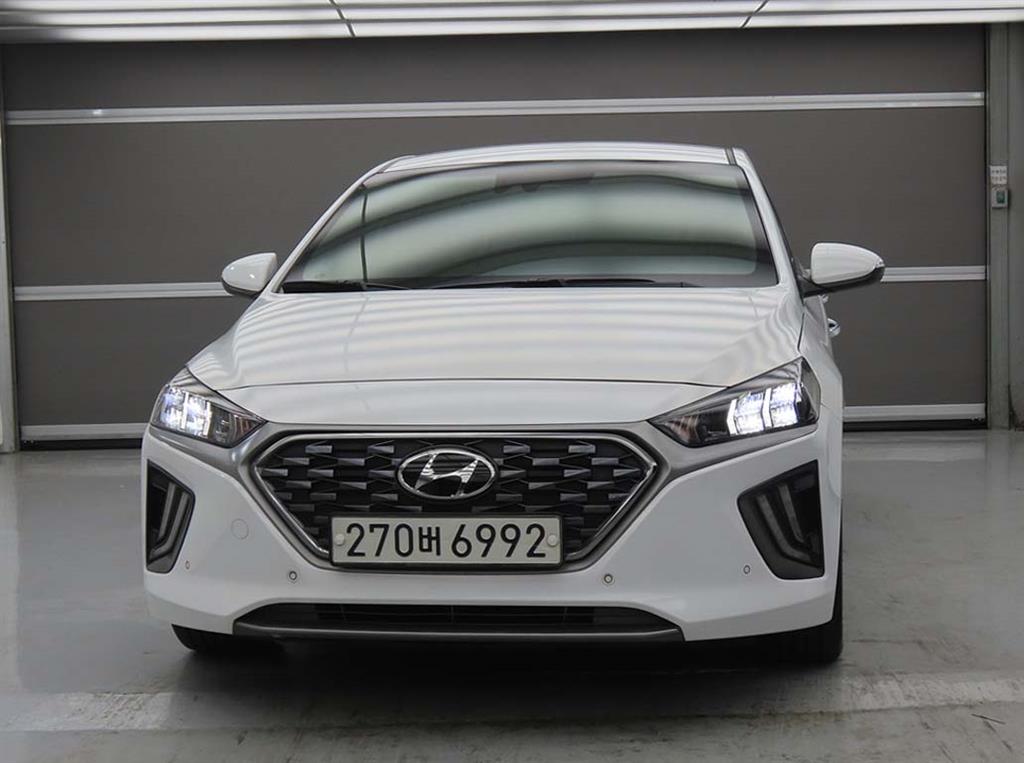 HYUNDAI Ioniq - Vista 2
