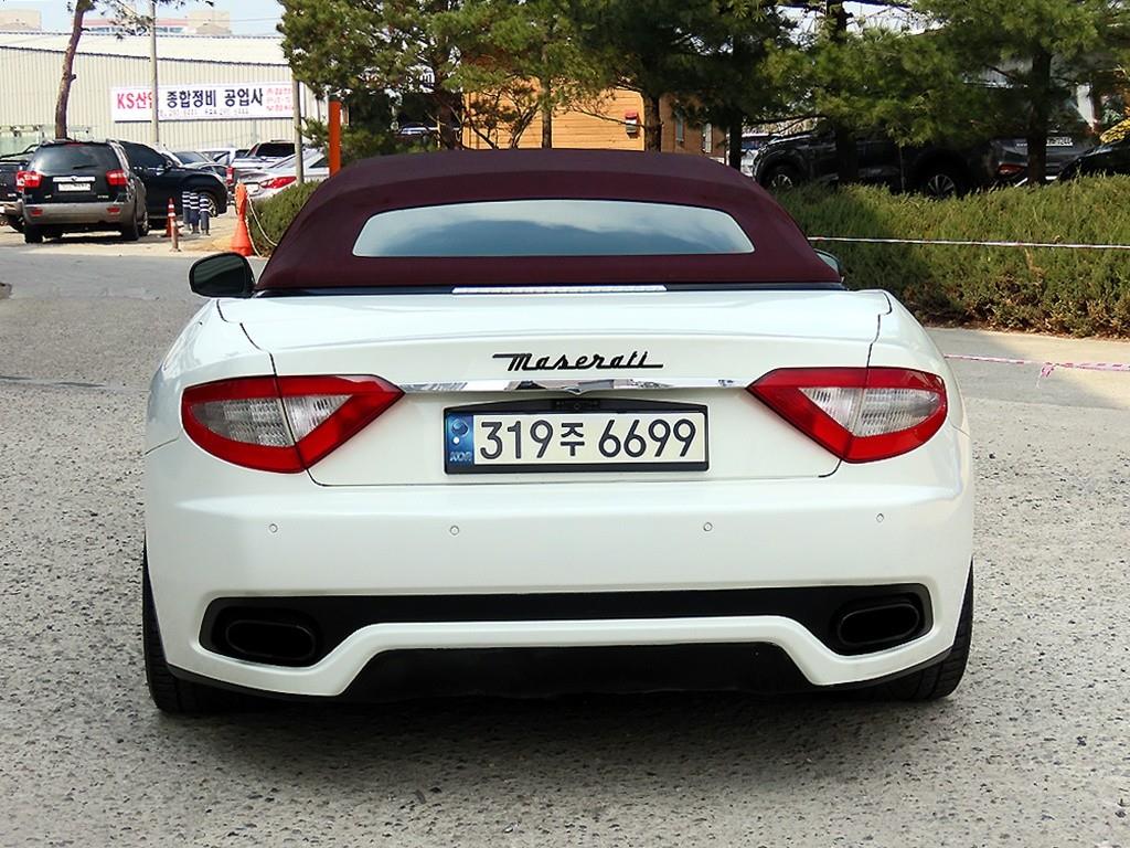 Maserati Gran Cabrio - Vista 4