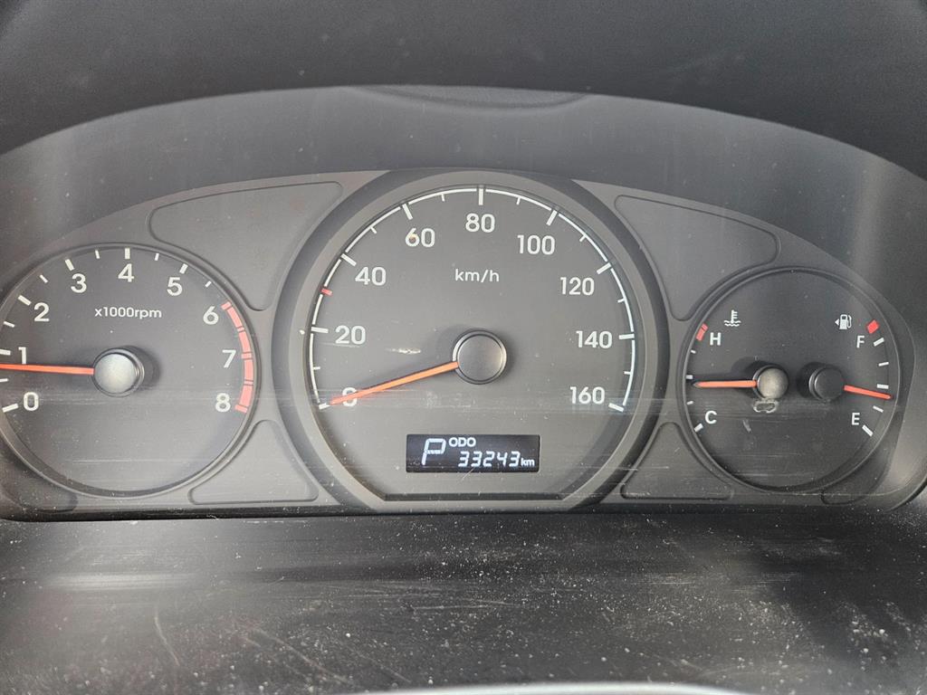 HYUNDAI Starex - Vista 10