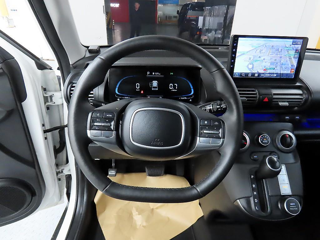 HYUNDAI Casper - Vista 9