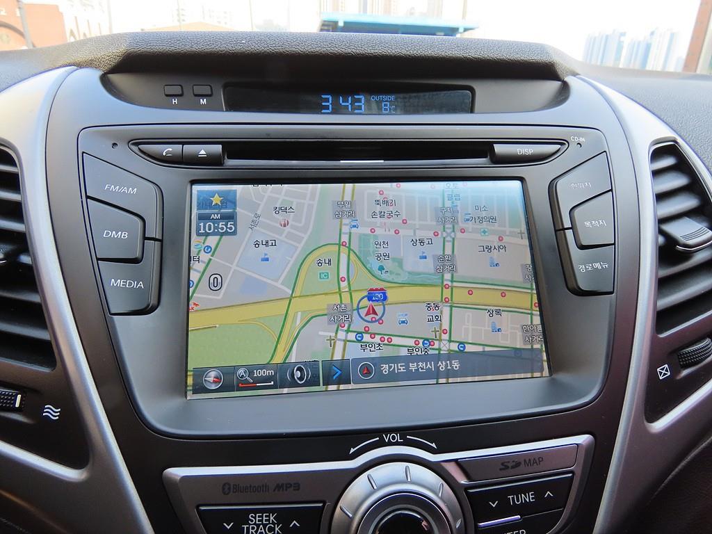 HYUNDAI Avante - Vista 10