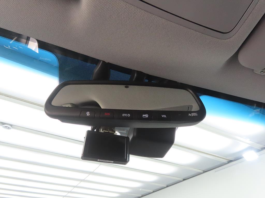 HYUNDAI Ioniq - Vista 12