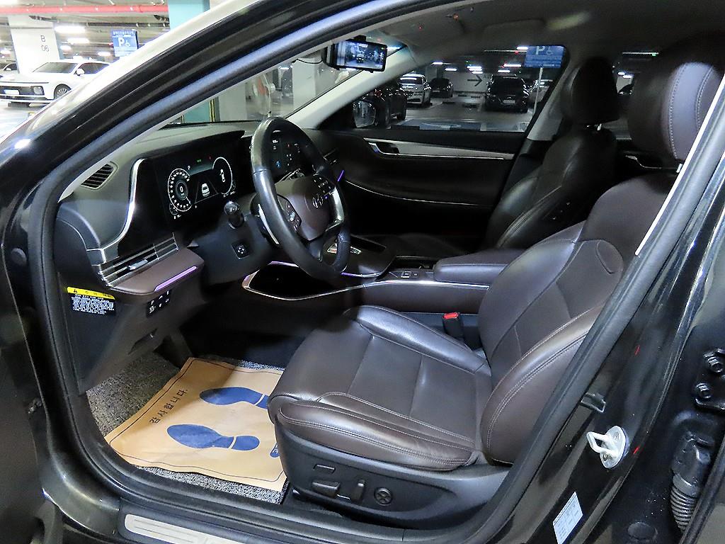 HYUNDAI Grandeur - Vista 6