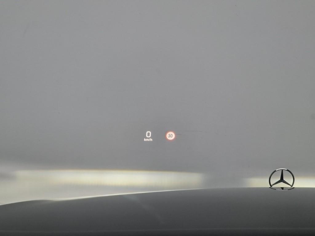 Mercedes Benz E class - Vista 11