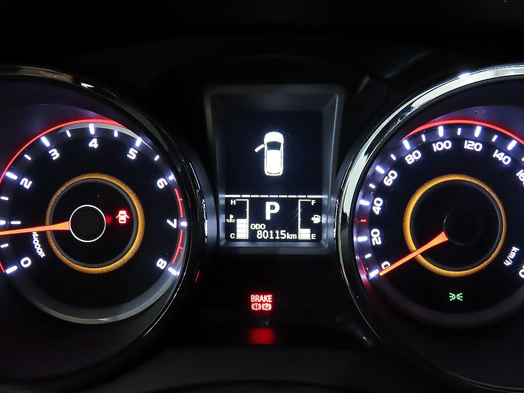 Ssangyong Tivoli - Vista 9