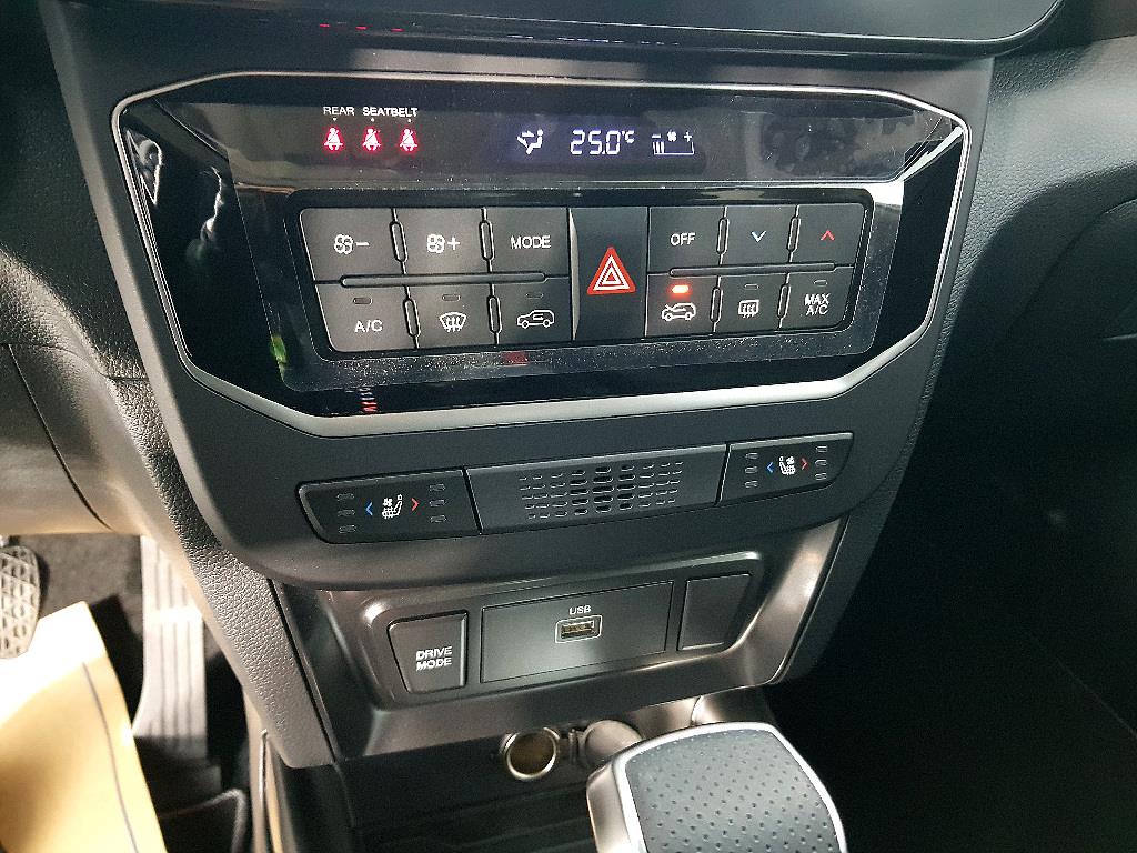 Ssangyong Tivoli - Vista 11