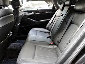 Genesis G80 - Vista 8