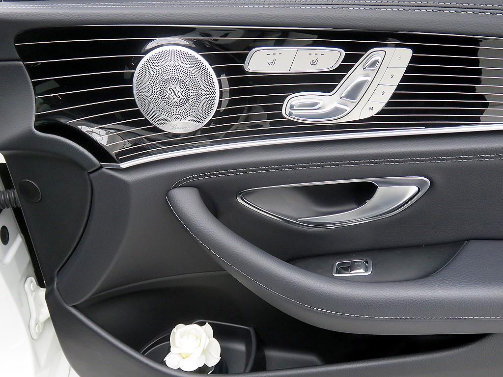 Mercedes Benz E class - Vista 11